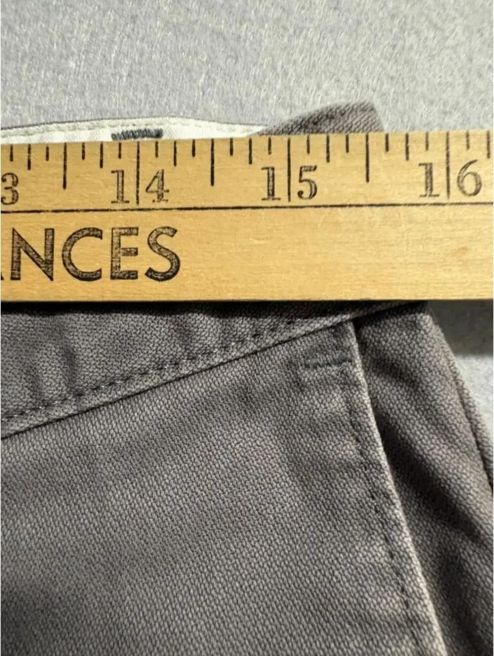 Dockers Pacific Collection Modern Khaki Pants Mens 31x32 Gray 100% Cotton Chino